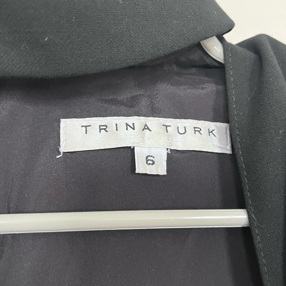Trina Turk Classic Black Choker V-Neck Dress - Picture 4 of 4
